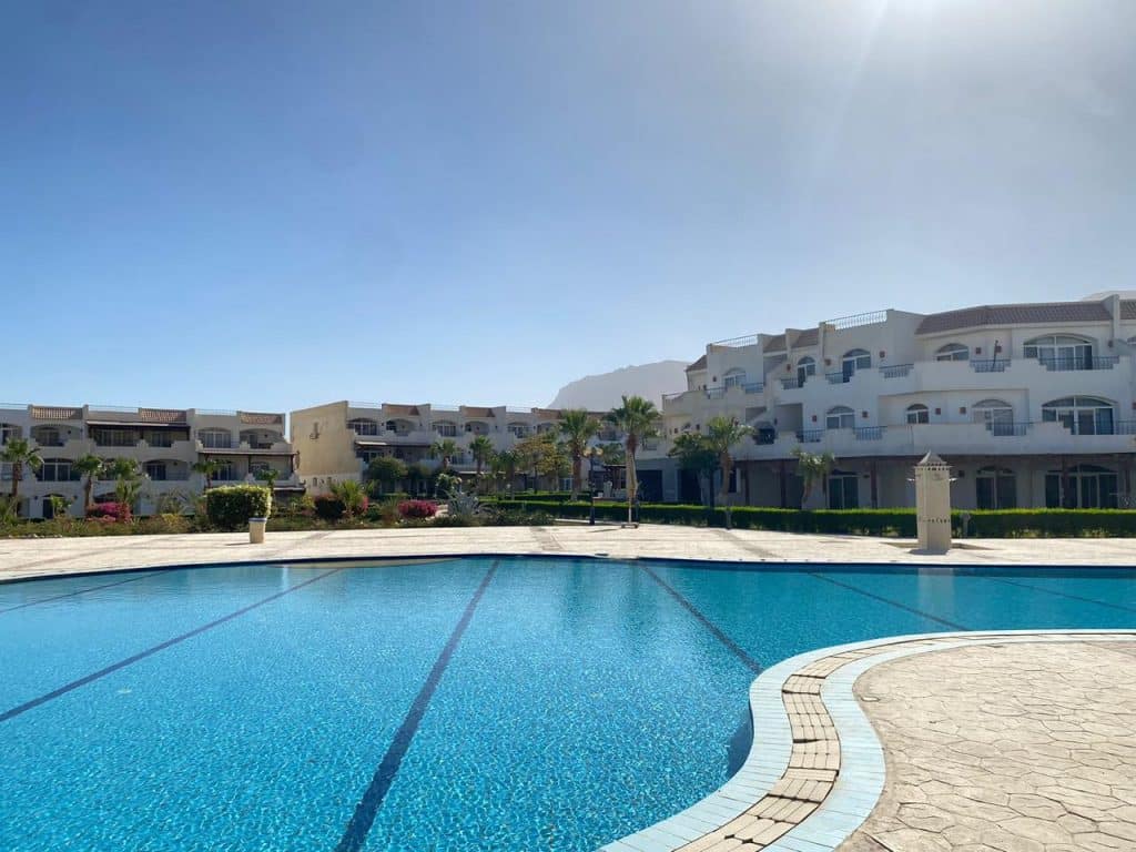 أسعار منتجع الجلالة ازور العين السخنه